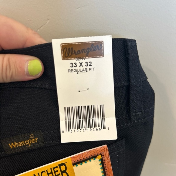 Men’s 82NV / Navy Wrangler Wrancher Dress Jean, 33x32 - Picture 5 of 5